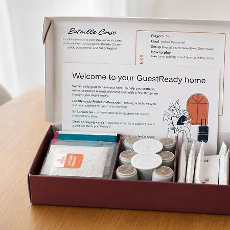 Lägenhet Guestready - Spacious Flat For 2 With A Balcony